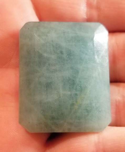 Massive 179ct untreated milk blue Aquamarine