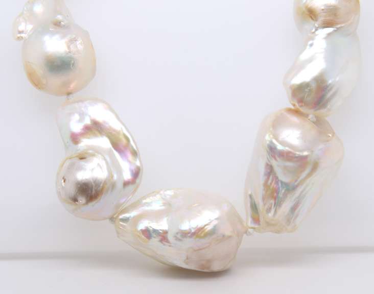 Baroque Pearl Necklace