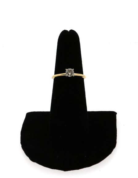 Perfect Classic Solitaire Diamond Ring with 14k Gold