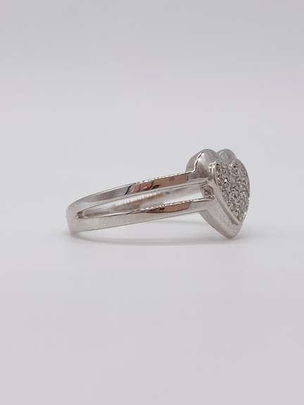 14kt Solid White Gold Diamond Band Ring
