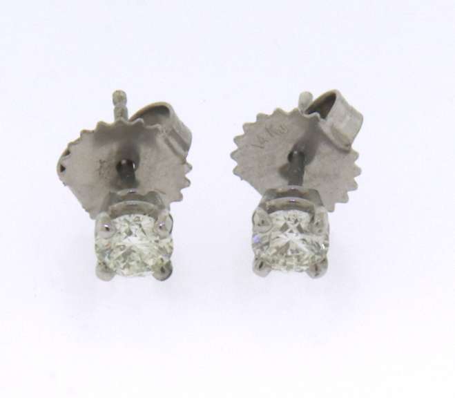 Elegant White Gold 0.50ctw Diamond Stud Earrings