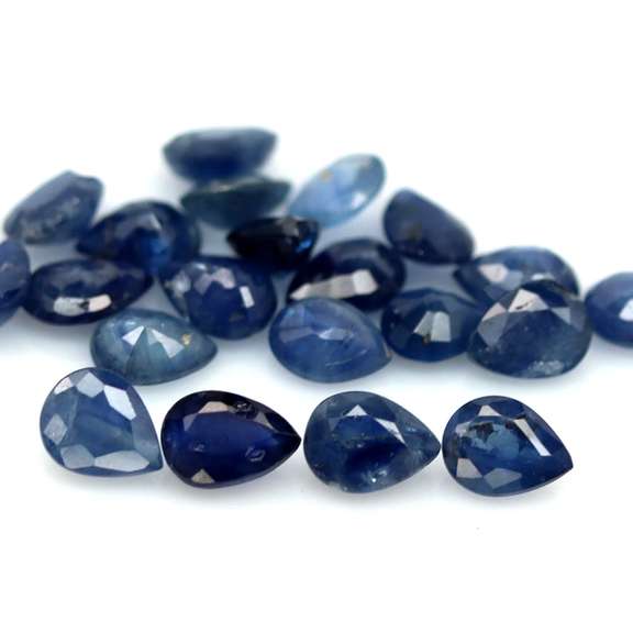 Captivating royal blue 7.38ct Sapphire set