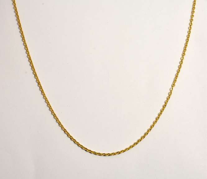 Pretty 18k Pendant Necklace