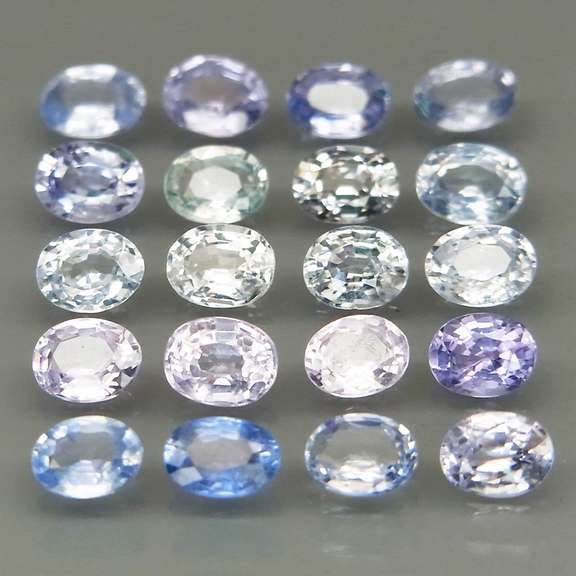 Heated only top blue 4.32ct Sapphire set