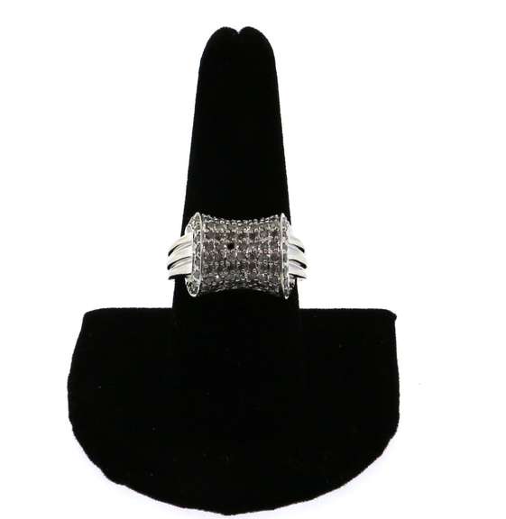 14k White Gold Diamond Cluster Ring