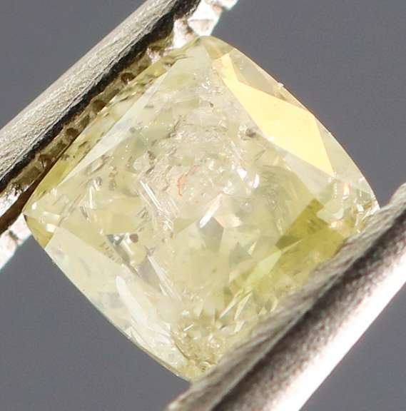 Stunning 0.31ct untreated fancy color Diamond