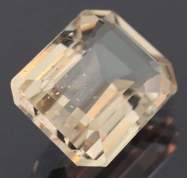 Striking 5.30ct high fire champagne Beryl