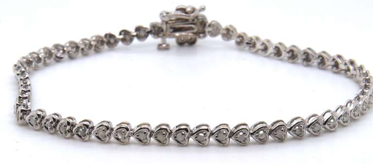 Dazzling White Gold Diamond Heart Bracelet
