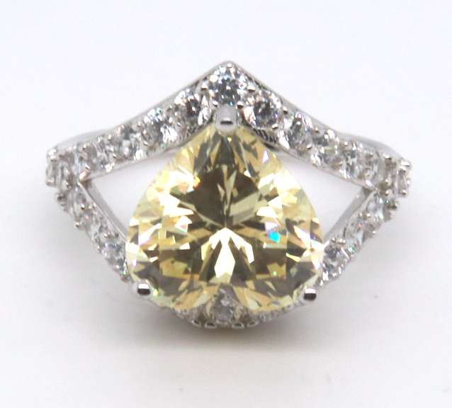 Sterling Silver Heart Shaped Cubic Ziconia Ring