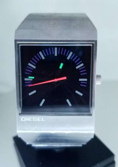 Retro-design Square Diesel watch
