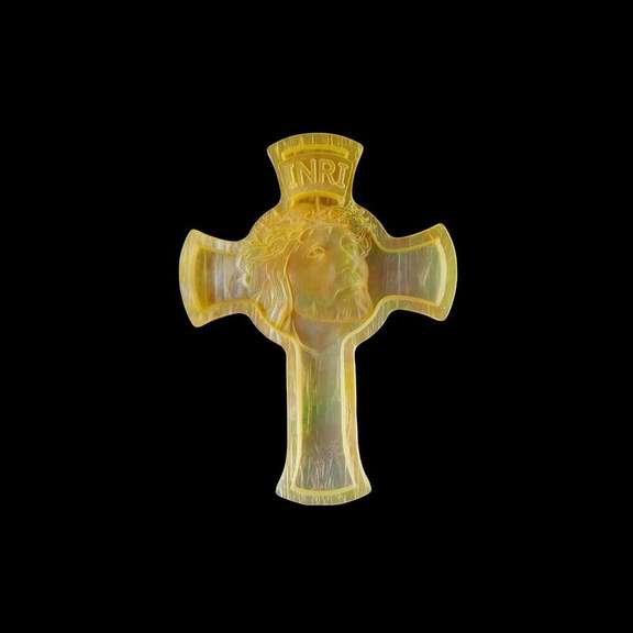 Lovely 10ct Mother of Pearl cross