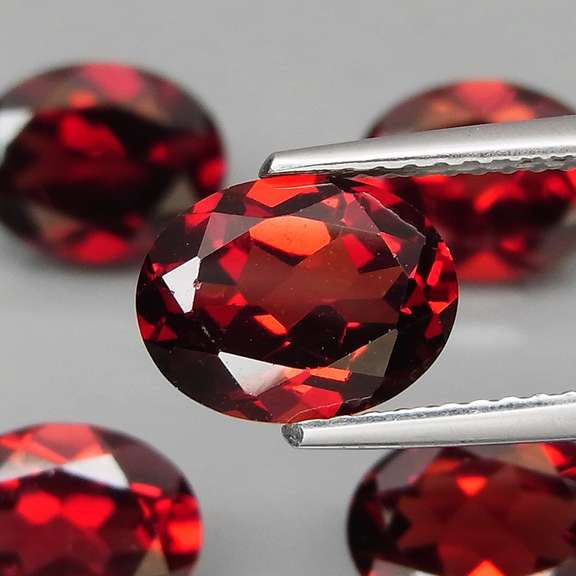 Stunning 10.48ct 5 piece untreated Garnet set