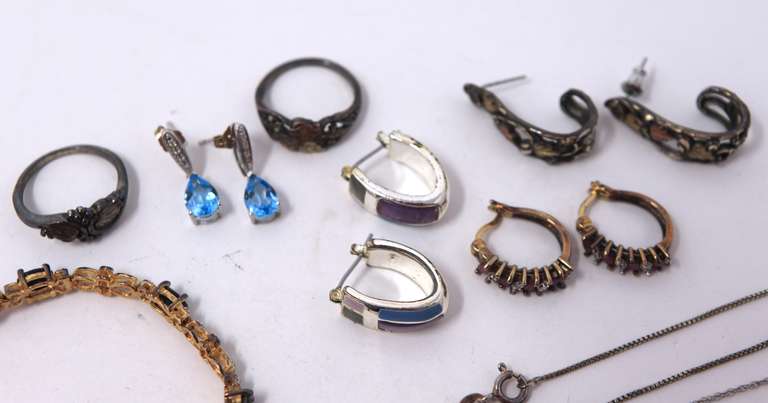 Vintage Group Lot of Jewelry