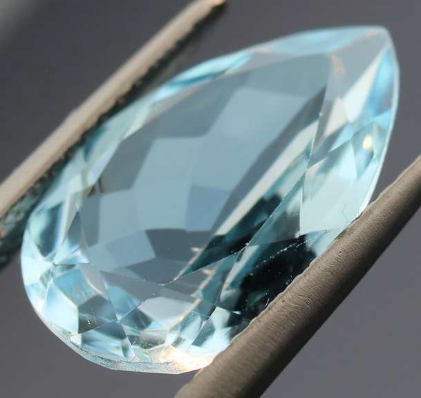 Pear cut 6.35ct Swiss blue Topaz