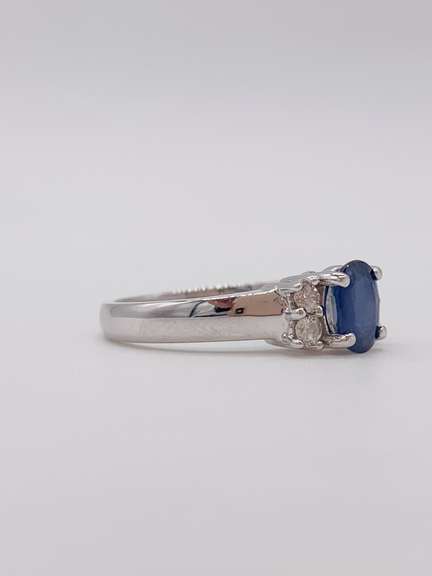 14kt Gold, Blue Sapphire, & Diamond Cocktail Ring