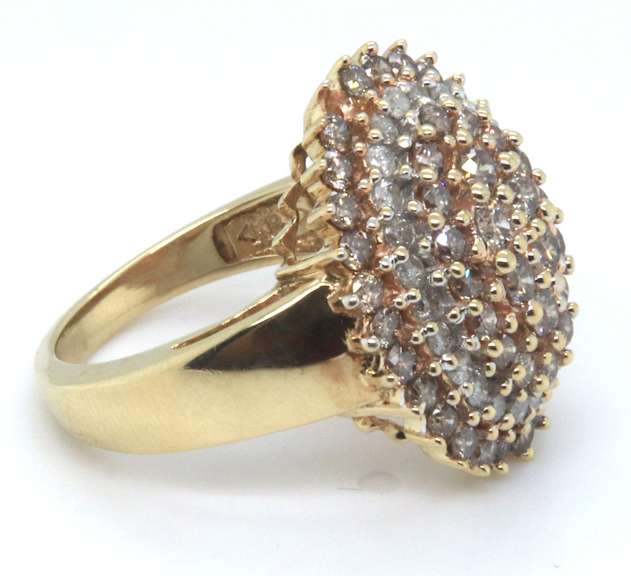Attractive Yellow Gold Champagne and White Diamond Cluster Ring