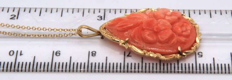 Gorgeous 18kt Tear Drop Flower Pink Coral Pendant on Chain