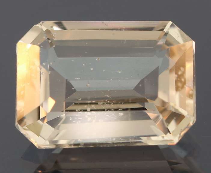 Striking 5.30ct high fire champagne Beryl