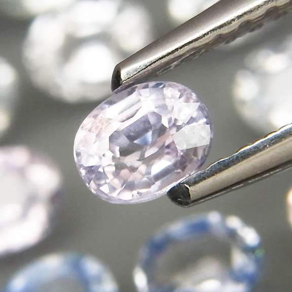 Heated only top blue 4.32ct Sapphire set