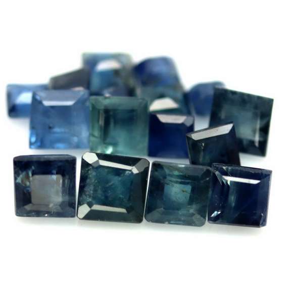 Heated only! 7.32ct graduated Sapphire set