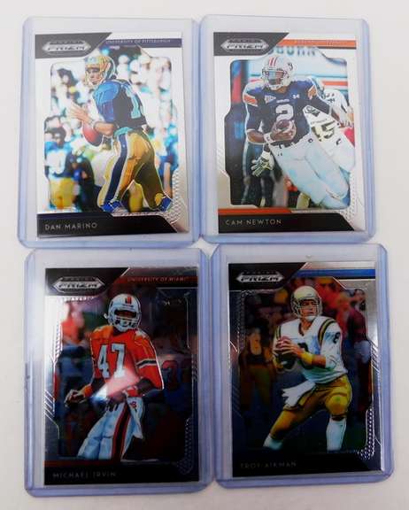 4 2019 Panini Draft Picks Football Cards