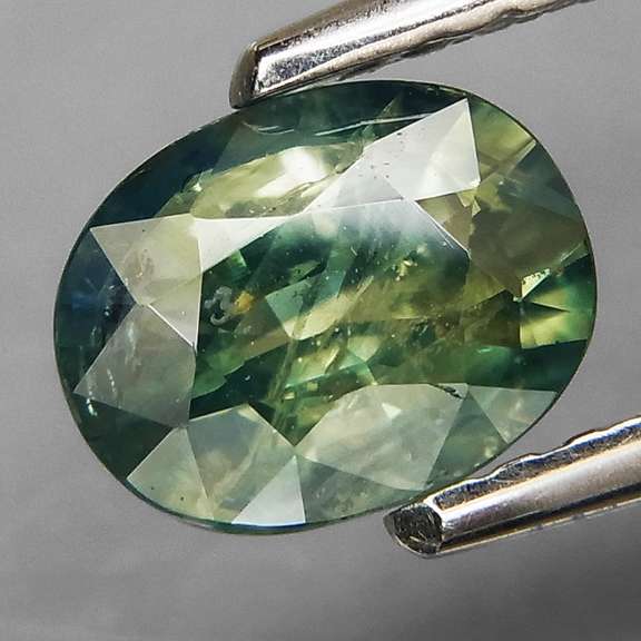 Unheated! Australian! 1.01ct brightly colored Sapphire