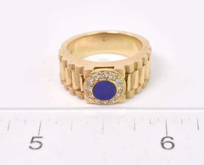 Lavish Lapiz Rolex Style Ring in 18K Yellow Gold