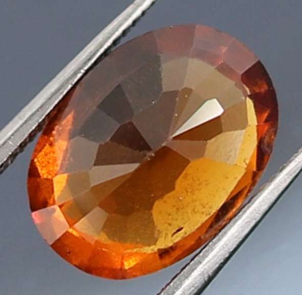 Fiery top red orange 2.89ct Hessonite Garnet