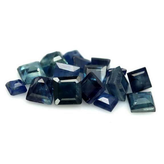 Heated only! 7.32ct graduated Sapphire set