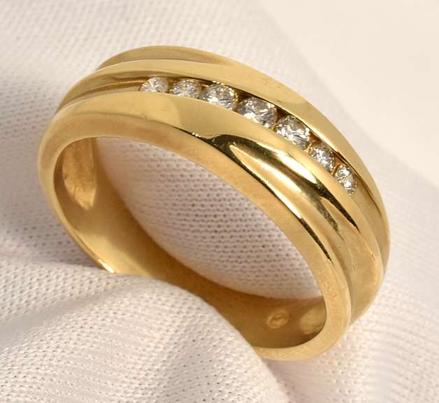 Useful Unisex Diamond Band