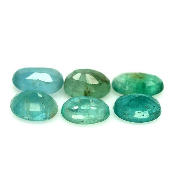 Vibrant 5.19ct 6pc green Emerald set