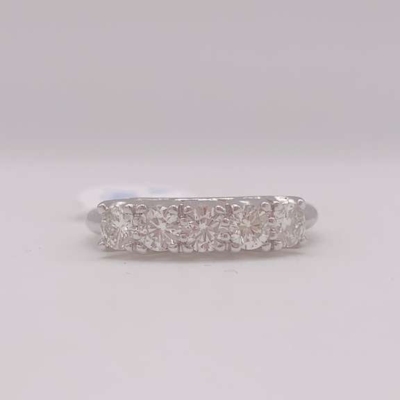 14kt White Gold & Diamond Ring