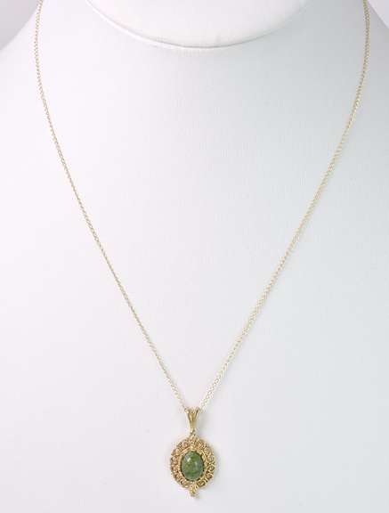 Gorgeous Green Gemstone Pendant Necklace in 14K Yellow Gold
