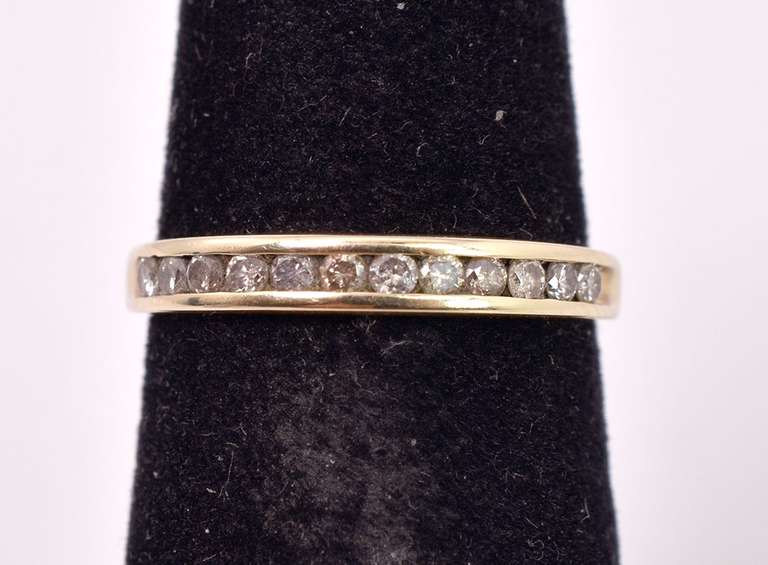 Delicate Diamond Ring in Yellow Gold