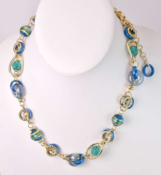 Beautiful Italian Made Hand Blown Art Glass and Gold Links Necklace