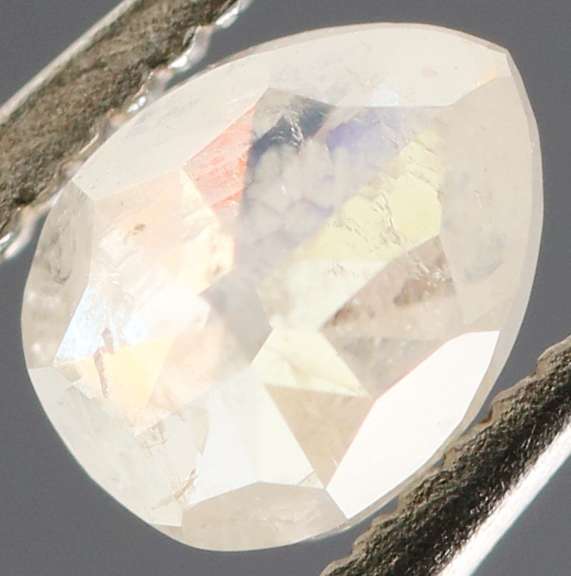 Impressive lace white .40ct unheated Diamond