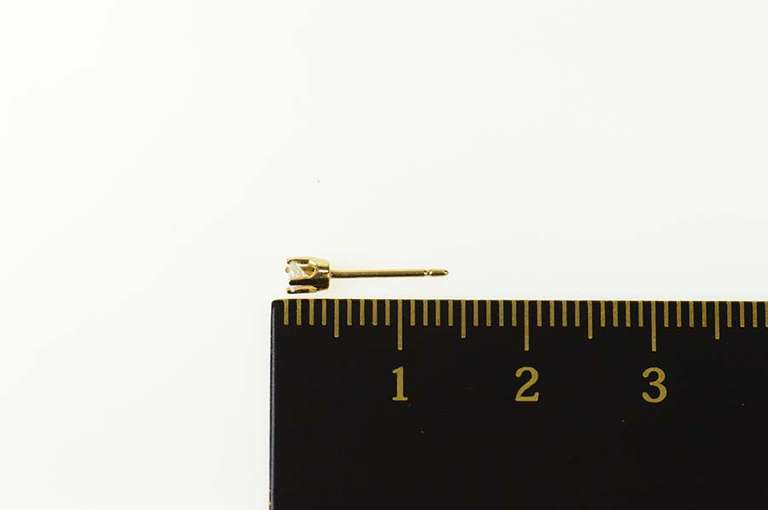 14K Yellow Gold Diamond Solitaire Classic Simple Single Stud Earring