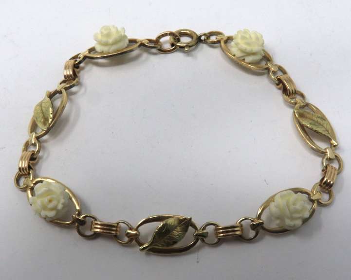 Flower Design Bracelet