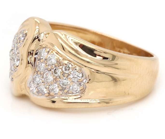 Wonderful 18kt Diamond Ring