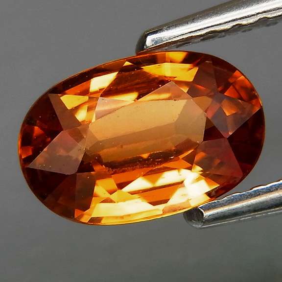 Top luster 1.64ct natural Imperial Zircon