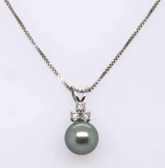 Great White Gold Black Pearl and Diamond Pendant on Chain