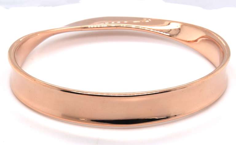 Attractive Rose Gold Twisted Bangle