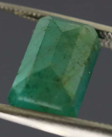 Gorgeous 4.08ct rich green Zambian Emerald