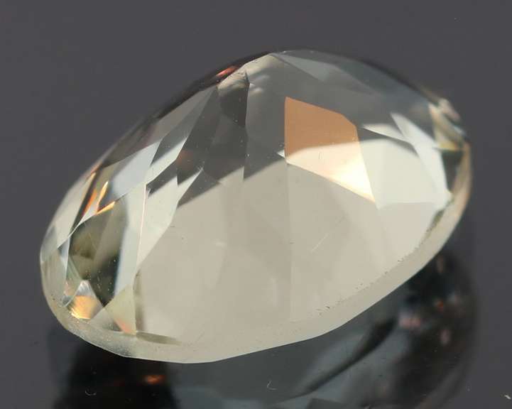Glittering 5.54ct natural platinum green Amethyst