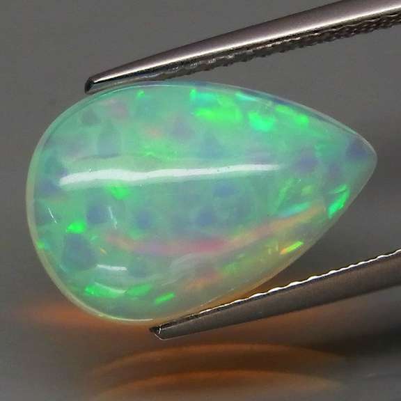 Remarkable 3.52ct full honeycomb pattern Opal