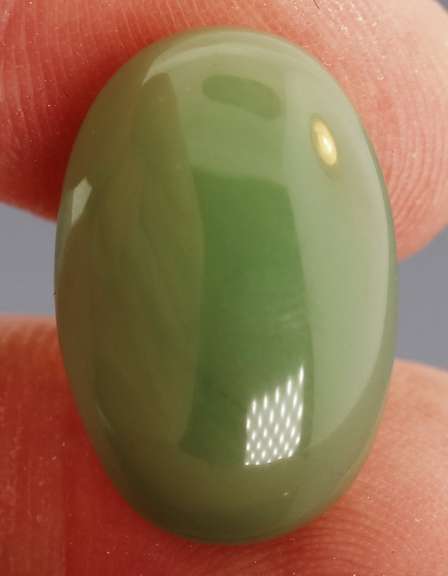 Gorgeous 12.91ct rich green Aventurine cabochon