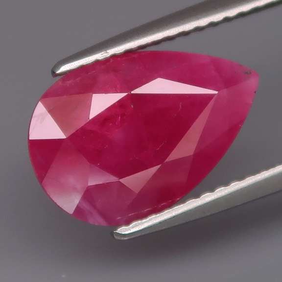 Heated only! 3.83ct top violet red Ruby