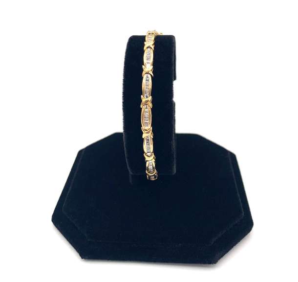 10kt Yellow gold diamond braclet
