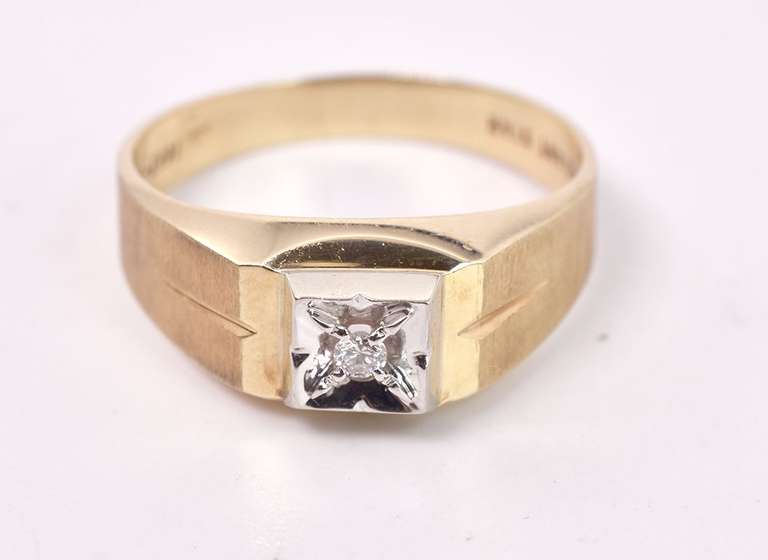 Marvelous Men's Diamond Ring in Yellow Gold