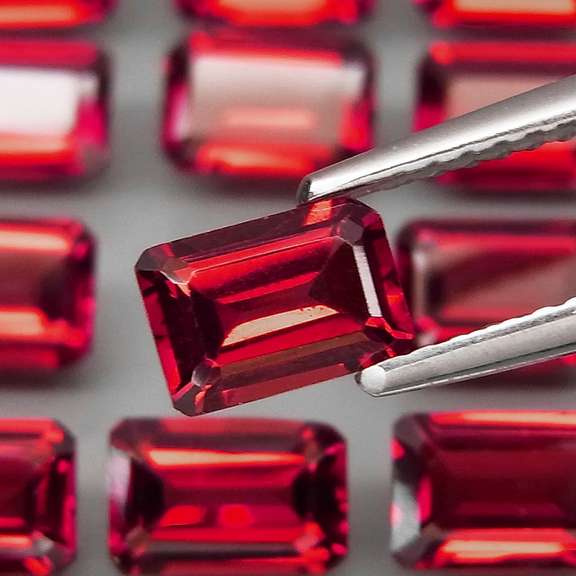 Ravishing wine red 8.49ct untreated Garnet set